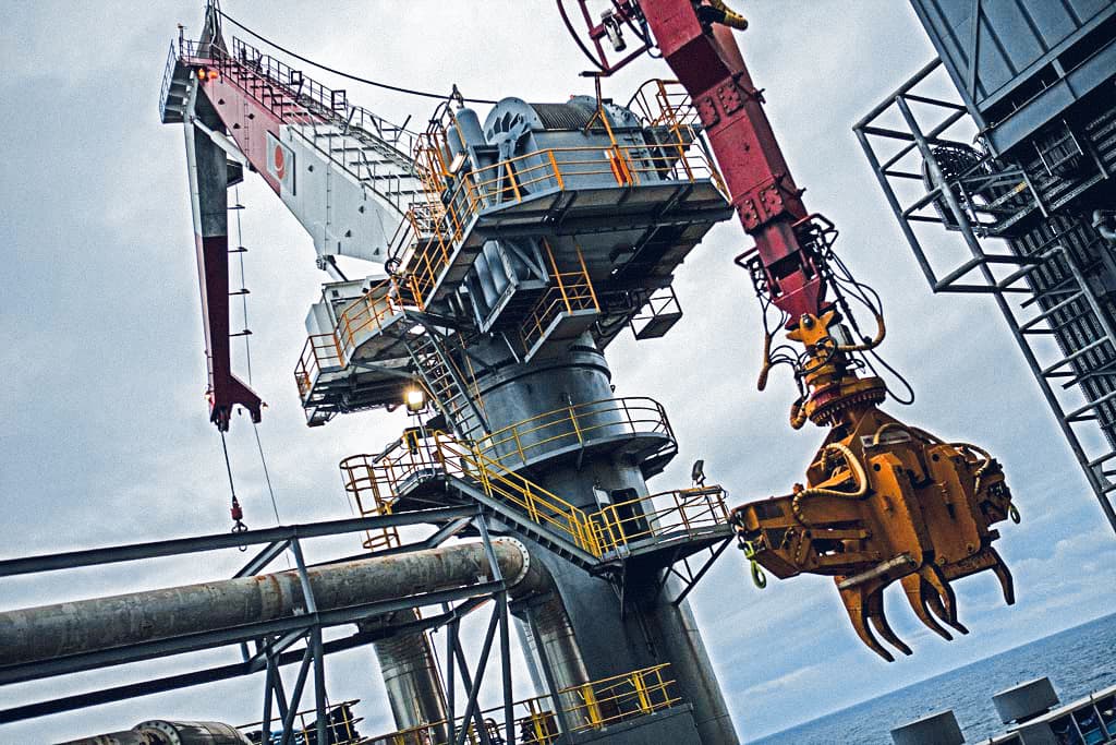 Rig crane offshore